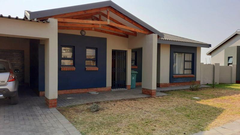 3 Bedroom Property for Sale in Waterkloof East North West